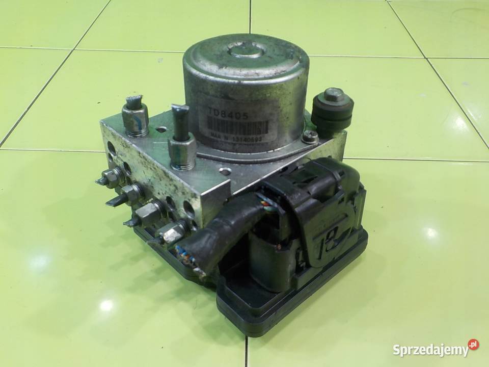 NISSAN JUKE I F15 15 DCI 11r HB 5D pompa ABS osobowe mazowieckie Suków sprzedam