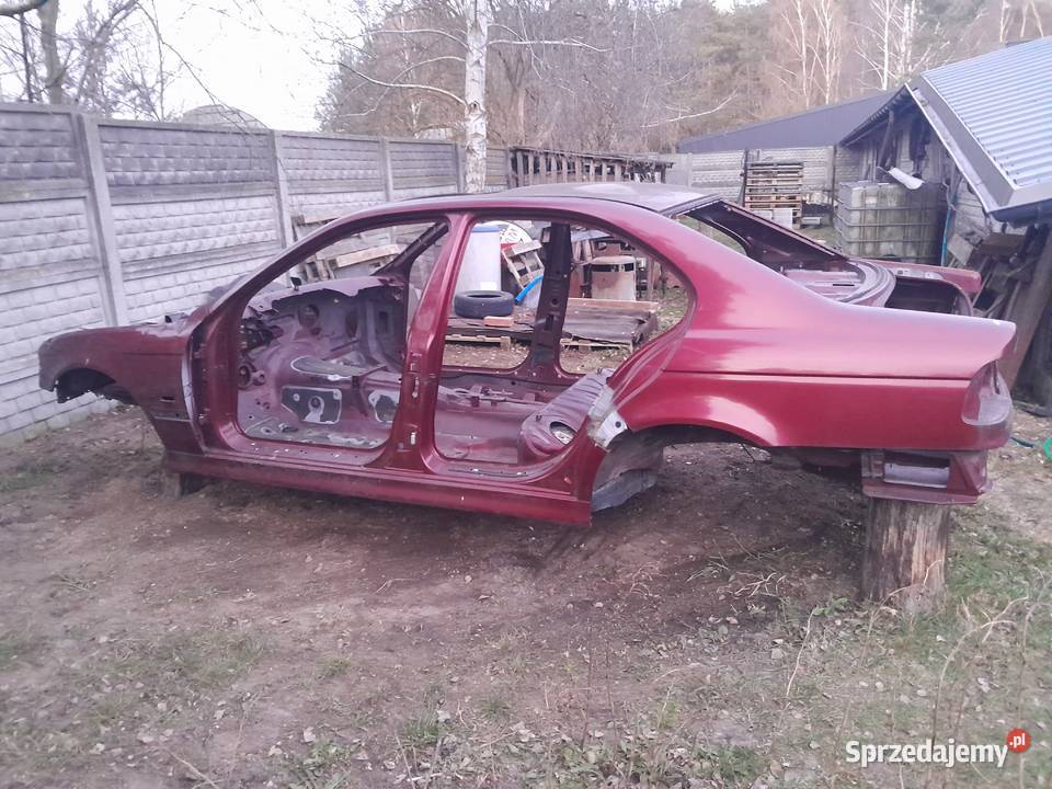 Karoseria BMW e39 sedan osobowe łódzkie Tomaszów Mazowiecki