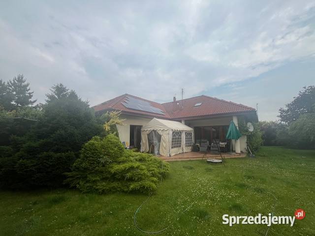 Sprzedam dom wolnostojący w Kleszczowie na Kleszczów