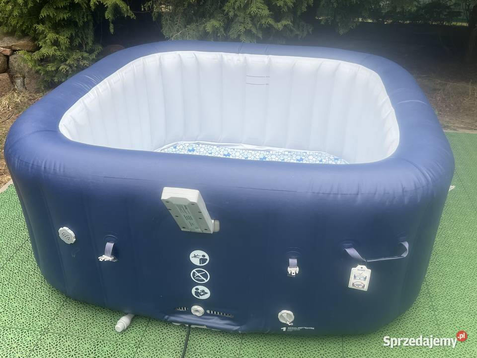 Jacuzzi z hydromasażemLayz Spa Hawaii Smart Suwałki sprzedam