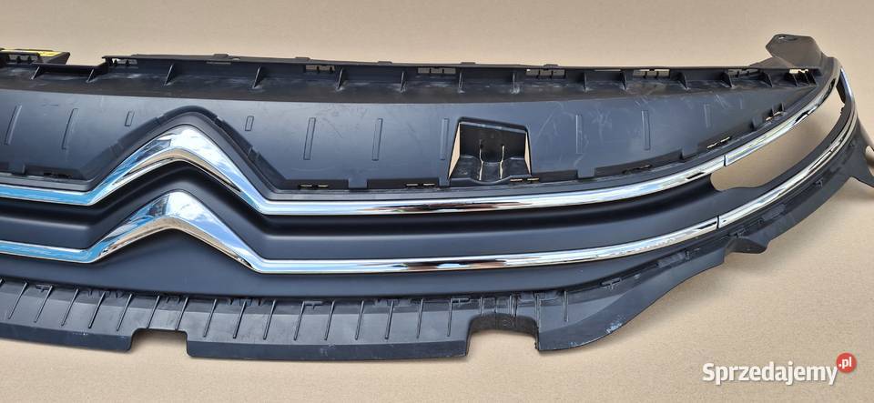CITROEN BERLINGO IV 18 GRILL ATRAPA EMBLEMAT Bieleń