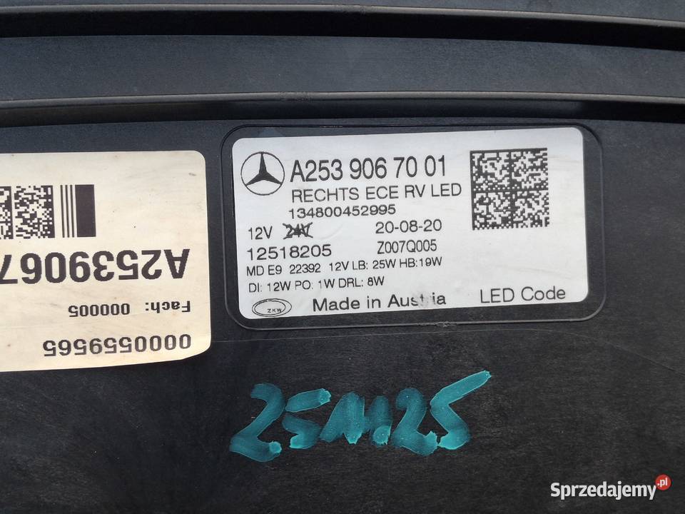 MERCEDES GLC W253 LIFT X253 REFLEKTOR PRAWY FULL