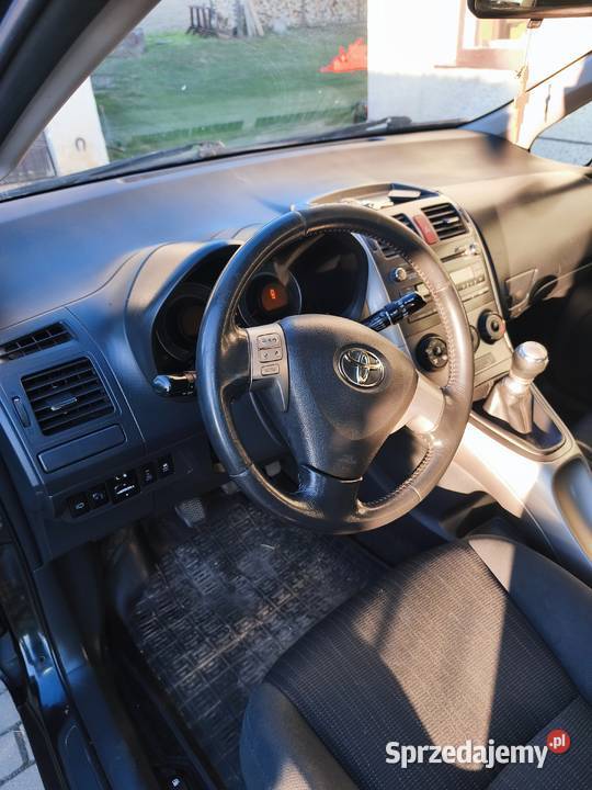Toyota auris 20 D4D 125 diesel Harklowa