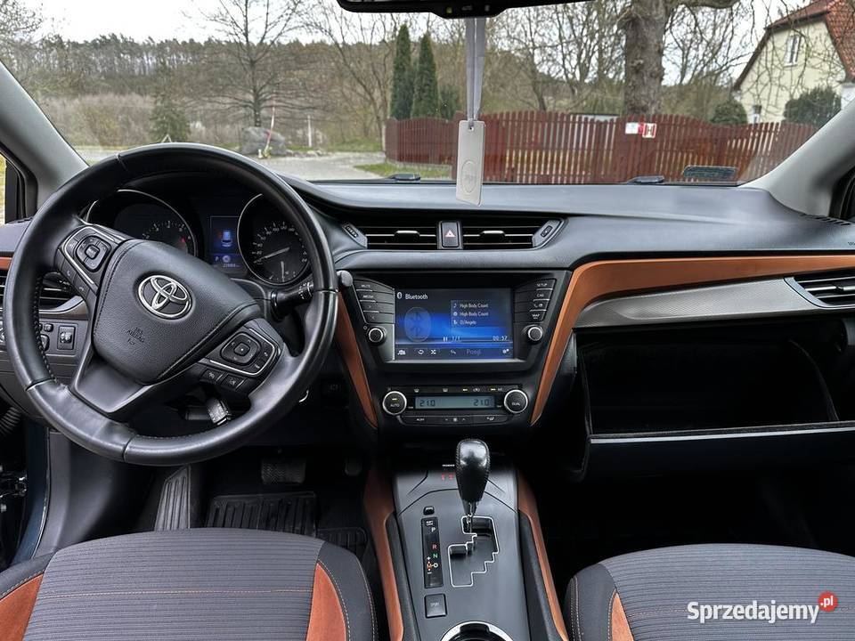 Toyota Avensis 18 Premium MS Salon Polska PBLPG garażowany Słupno