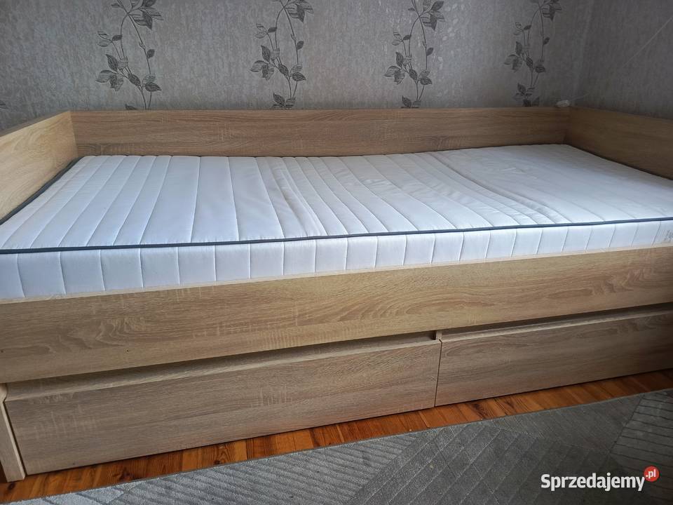 Łóżko 90x200 z materacem Używane Odbiór osobisty Włocławek