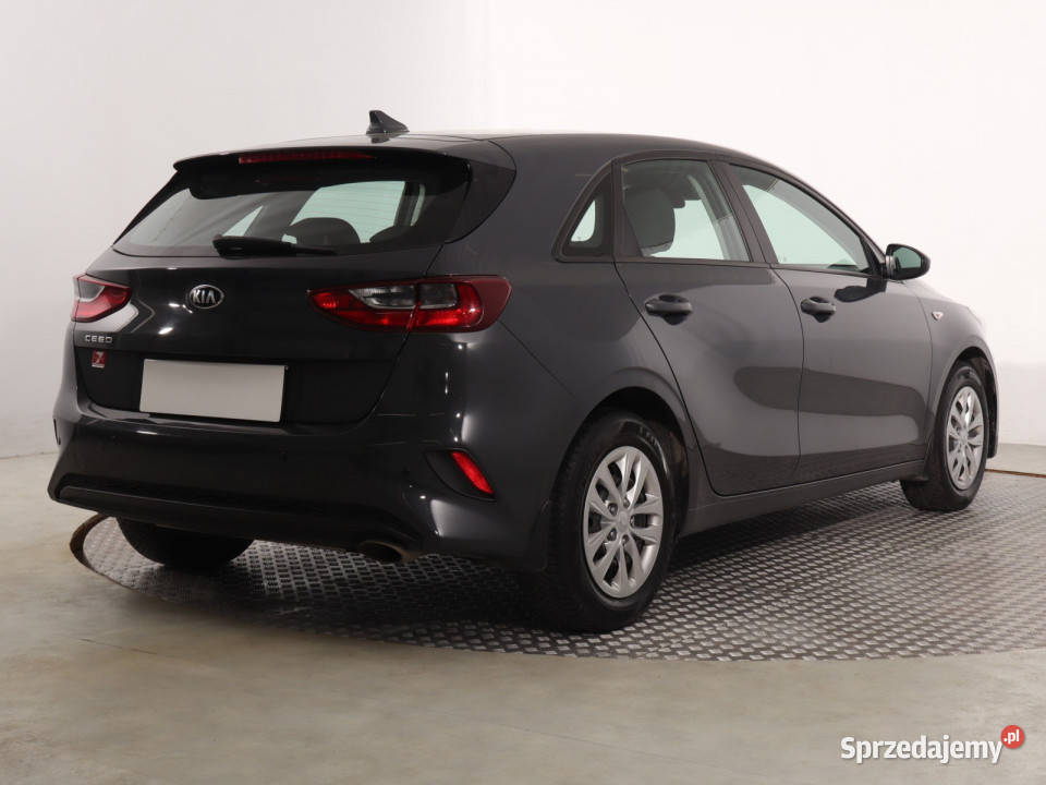 Kia Ceed 10 TGDI poduszka powietrzna Katowice