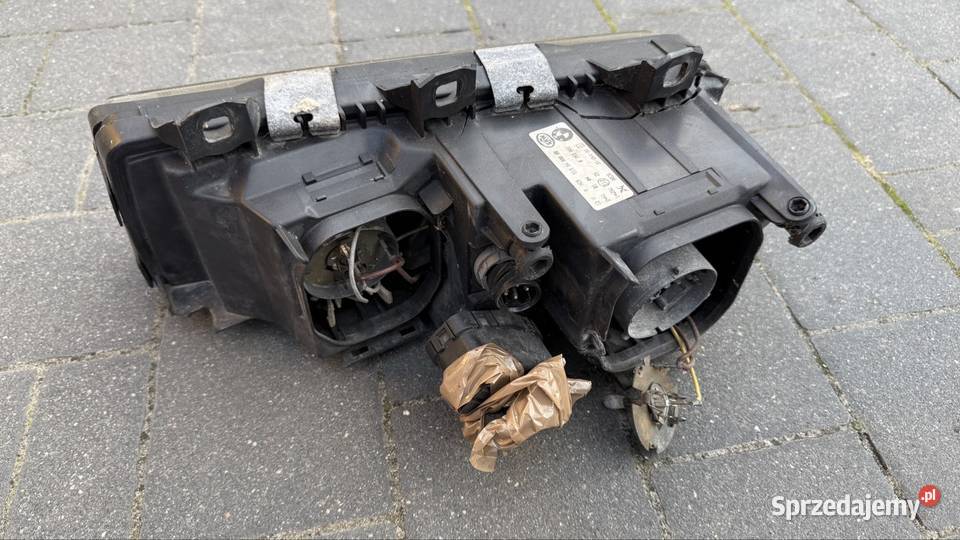 Lampa prawa przód BMW e36 8353802 Radom sprzedam