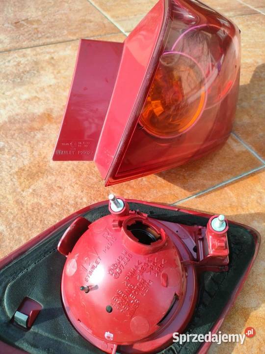 mazda 3 Lampy tylne komplet chlapacze małopolskie Michałowice