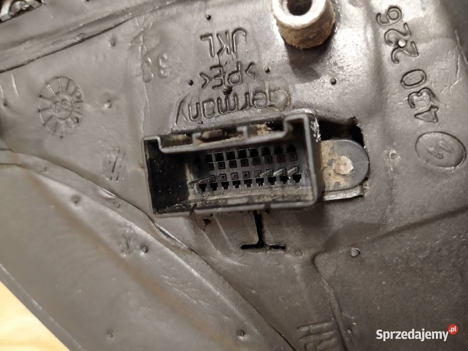 Lusterko prawe elektryczne Opel Astra H kombi Gorlice