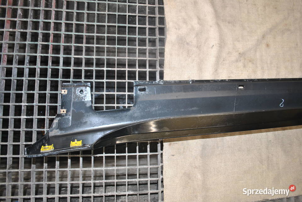 Nakłądka progu lewa przednia BMW E60 E61 osobowe sprzedam