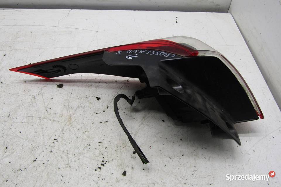 LAMPA TYLNA PRAWY TYŁ OPEL CROSSLAND X sprzedam
