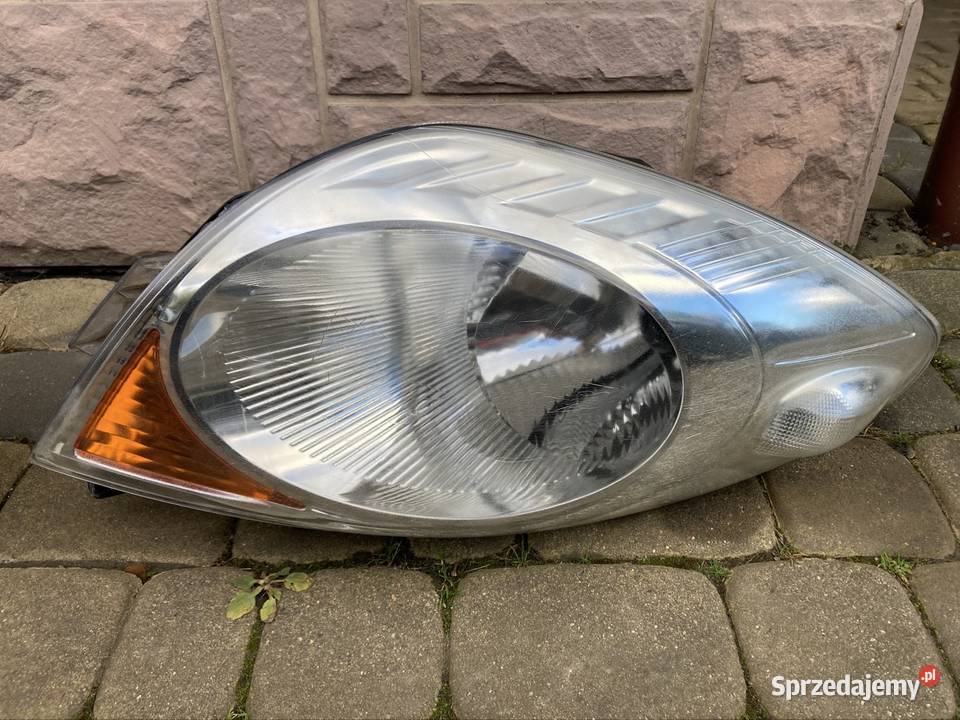 Nissan Note E11 2006 Lampa Reflektor prawy lewy Przemyśl
