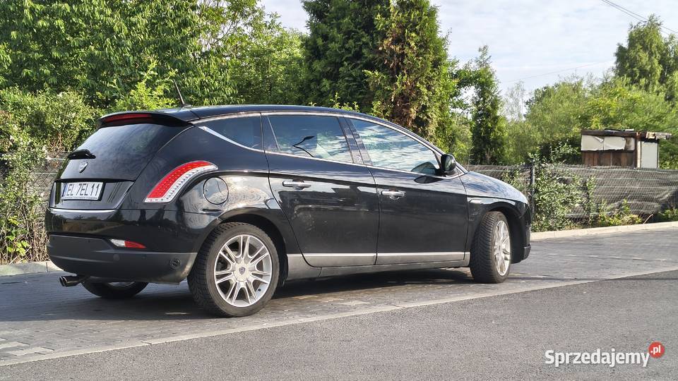 Lancia Delta 2011 14T LPG przyciągające uwagę Delta Łódź