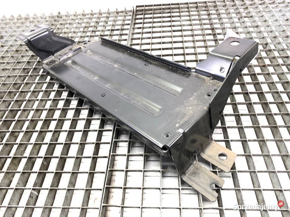 PODSTAWA AKUMULATORA AUDI Q8 4M0915524H 30 286