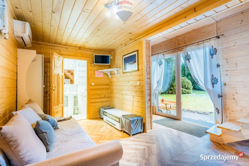 Działka zabudowana drewnianym domem w Liczba pokoi 4 Murzasichle