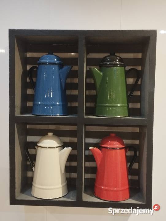 Stare unikatowe zestawy dzbanków emaliowanych Wolin