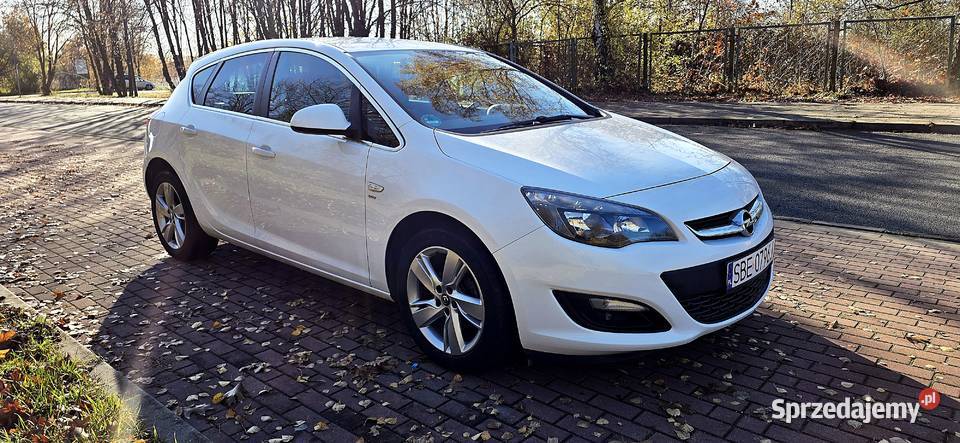 Opel Astra J 14 turbo 120 super stan tech immobilizer Czeladź