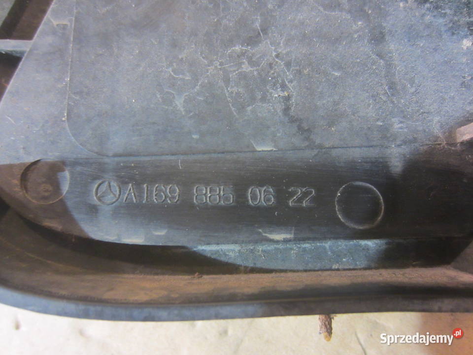 kratka halogen prawa A1698850622 mercedes a Oświetlenie Szczecin