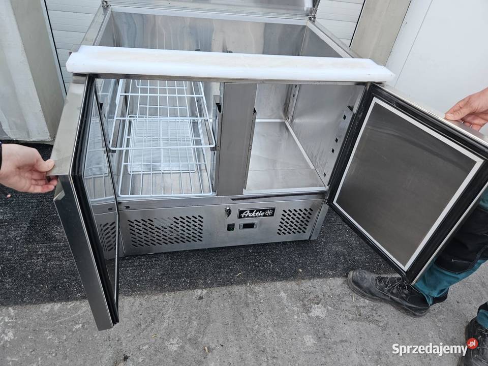 Stół chłodniczy sałatkowy 2drzwiowy z pokrywą Pszczyna