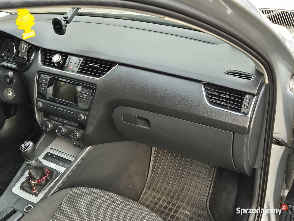 SKODA OCTAVIA POLSKI SALON Poznań