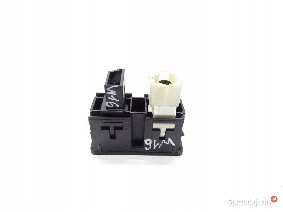GNIAZDO WEJŚCIE AUX USB BMW F30 F31 9229246 osobowe