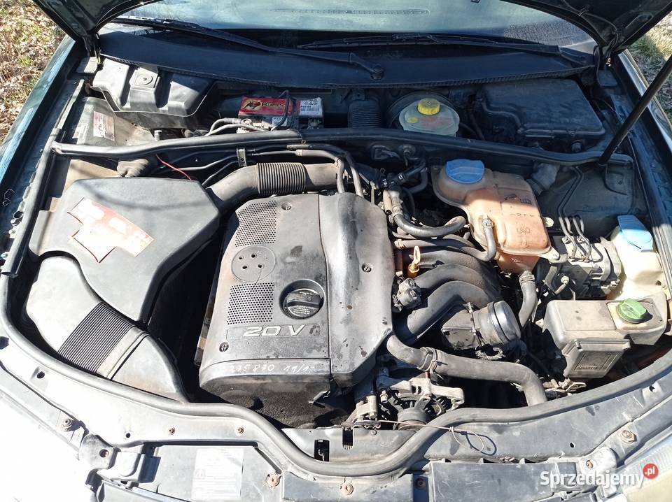 Volkswagen Passat Kombi 18 92 kW 2000 r dawca Szklarka Myślniewska