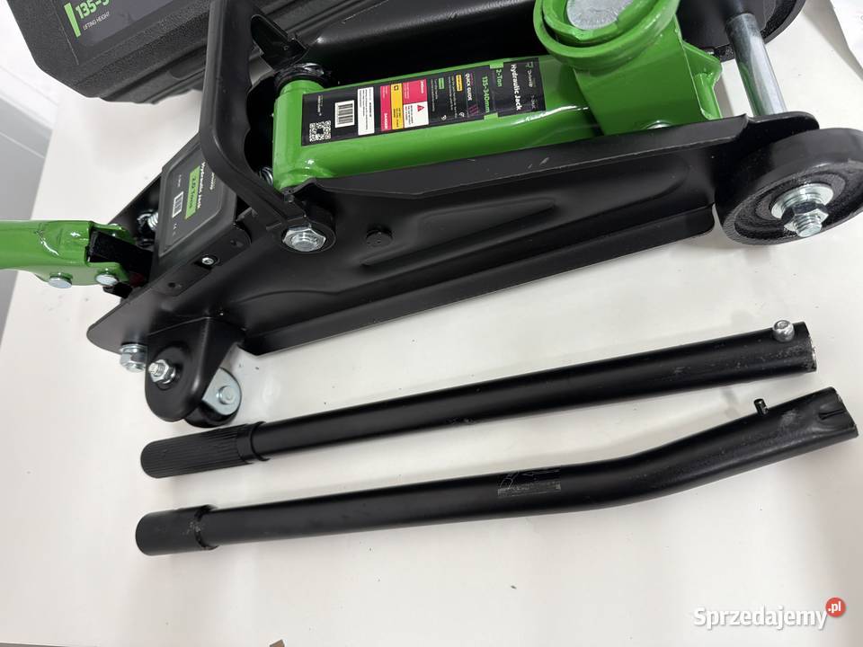 Niskoprofilowy hydrauliczny podnośnik Głuchów Górny