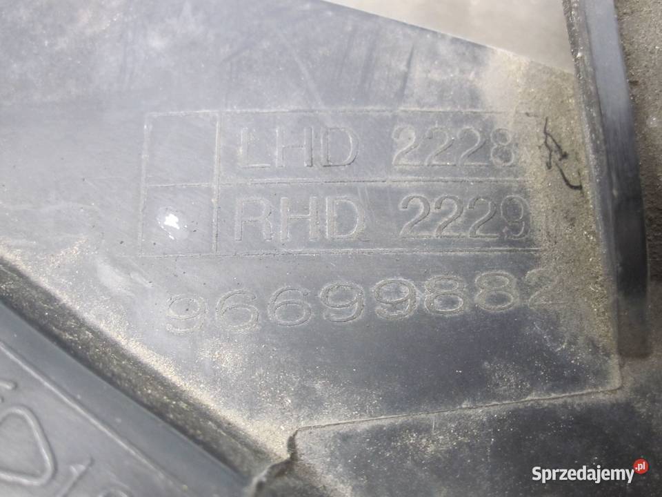 OPEL ANTARA 08r lampa prawa przód ANGLIK