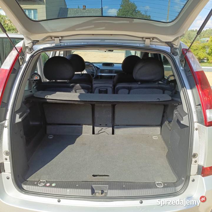 Opel Meriva a 16 Kuleje