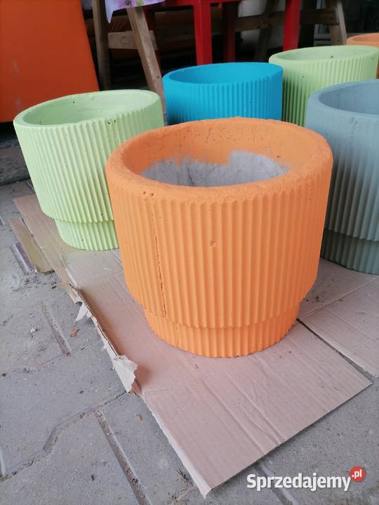 Donice z betonu Syców