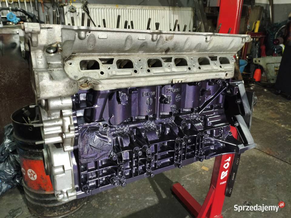 Słupek silnika BMW M54B2530 M50 turbo Rzeszów