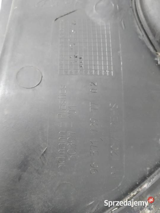 PODSZYBIE PLASTIKOWE 9657173977 Peugeot 307 I świętokrzyskie sprzedam