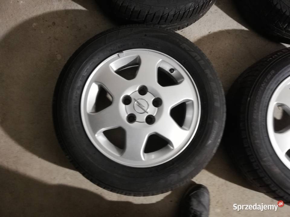 Felgi Opel 5x110 6Jx15H2 ET43 Opony 2 5 2 4 Zbaków Górny