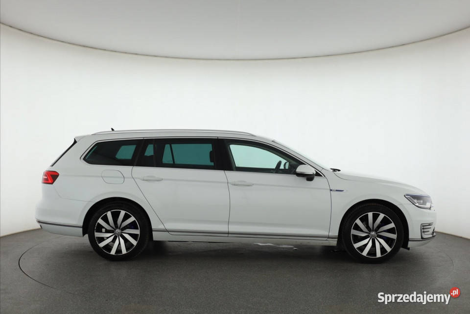 VW Passat 14 GTE radio Piaseczno