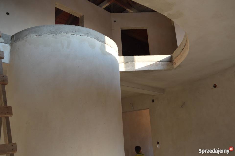 Wyjątkowy dom jednorodzinny z dużą działką Kornatka