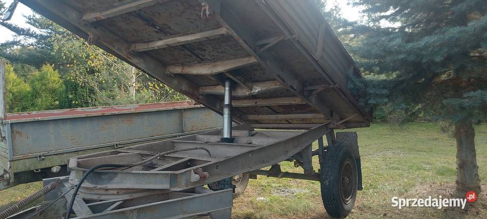 Przyczepa D47 wywrot 3 strony Przyczepy rolnicze Łochów