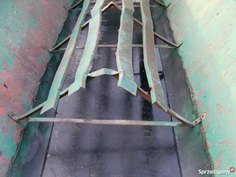 Rozsiewacz Nawozów Wapna RCW 3 N011 Piast RNP nieuszkodzony sprzedam