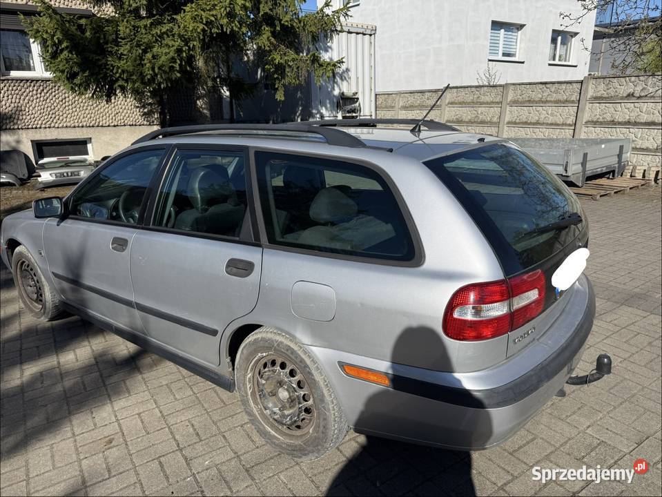 Volvo v40 2001r 18 benzyna Ostrów Wielkopolski