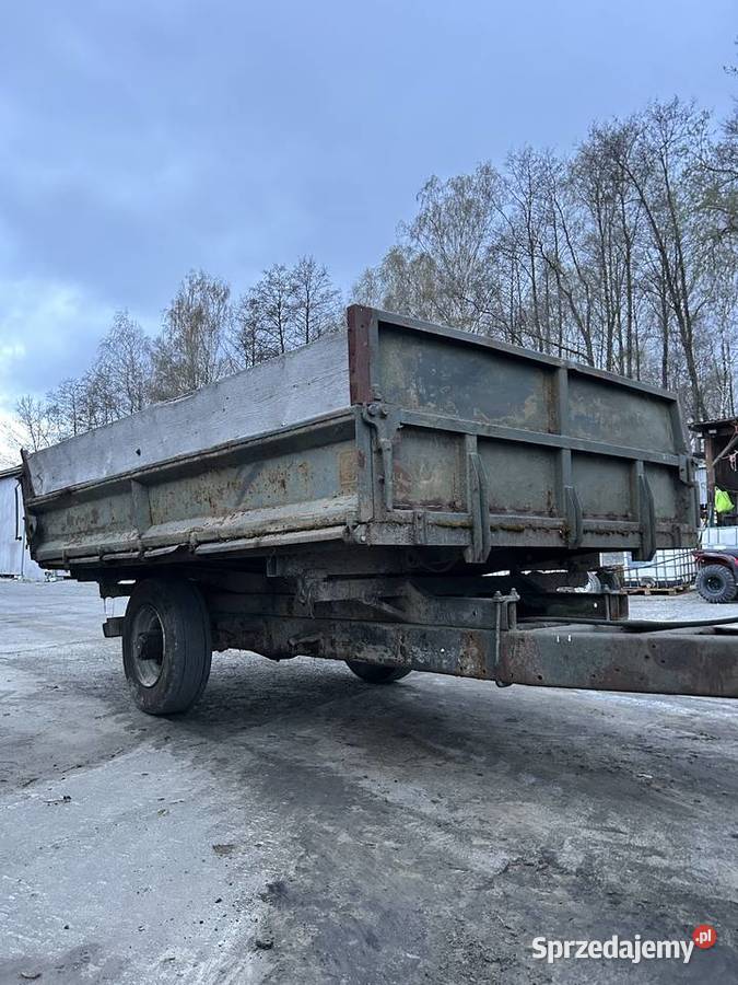 Przyczepa rolnicza wywrotka nieuszkodzony Futory
