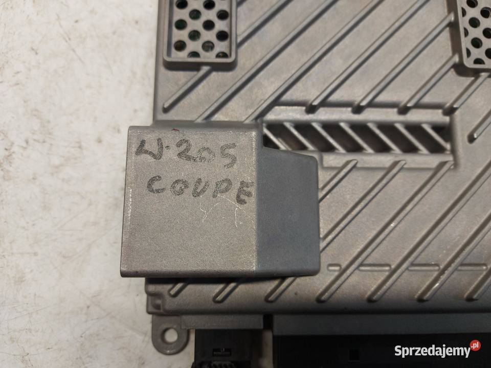 MERCEDES W205 Wzmacniacz Audio A2059000144