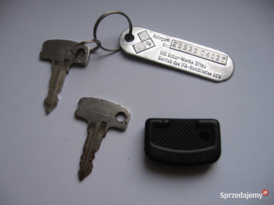 Trabant Robur stary kluczyk brelok IFA auto PRL