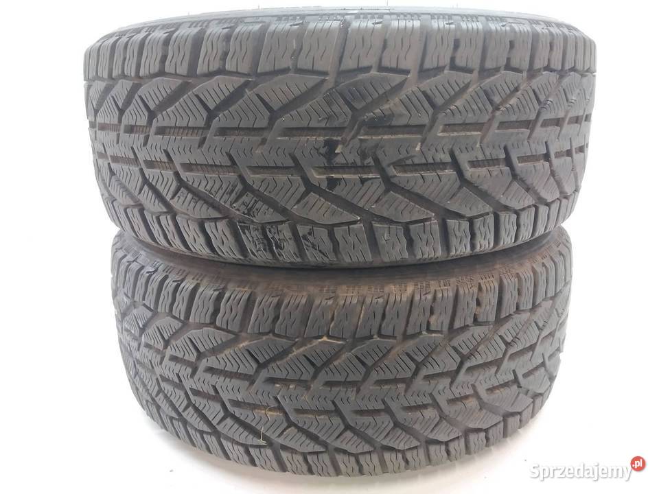 2x OPONA ZIMOWA KORMORAN SNOW 22545R17 3624 sprzedam