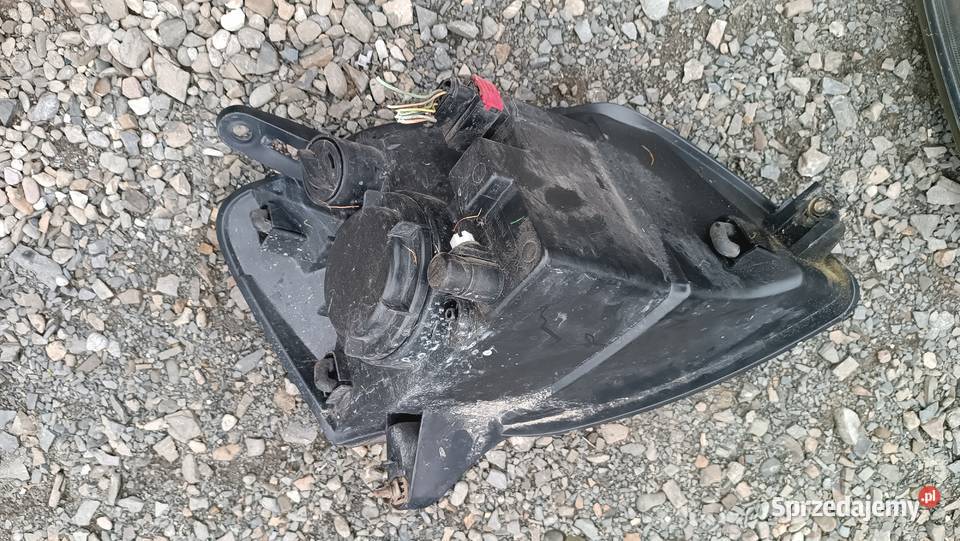 Lampa lewa przednia przód Peugeot Partner lift małopolskie Radłów