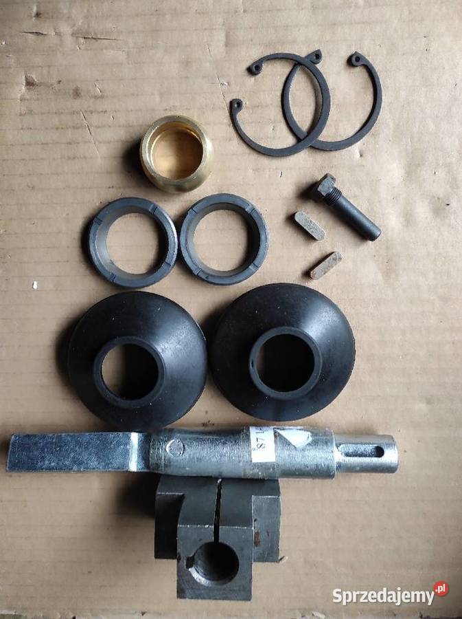 Palec zmiany biegów reduktora Ursus 1634 M 87 nieuszkodzony Warszawa