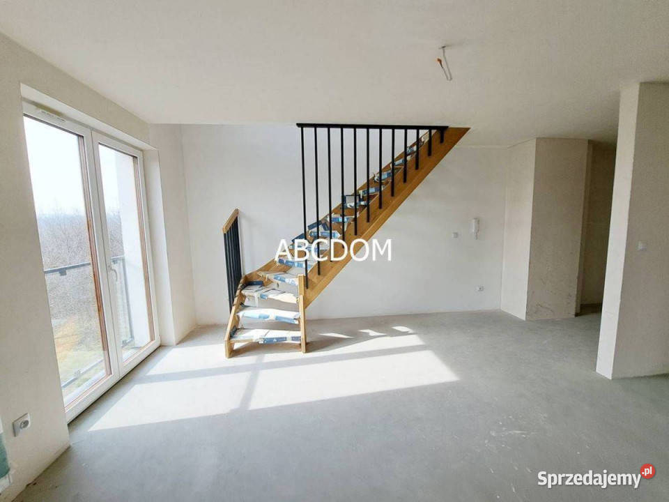 Wieliczka 5 pokoi 9880m2 balkon Piętro 3 Sprzedaż