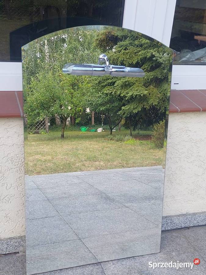 Lustro fazowane ze zintegrowanym kinkietem dolnośląskie