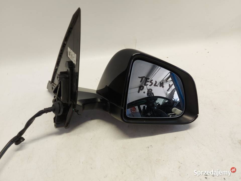TESLA MODEL Y 2022r LUSTERKO PRAWE 13PIN RHD osobowe