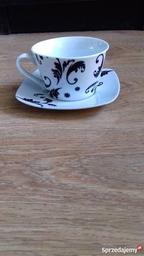 Filiżanki 9 sztuk różne Iława