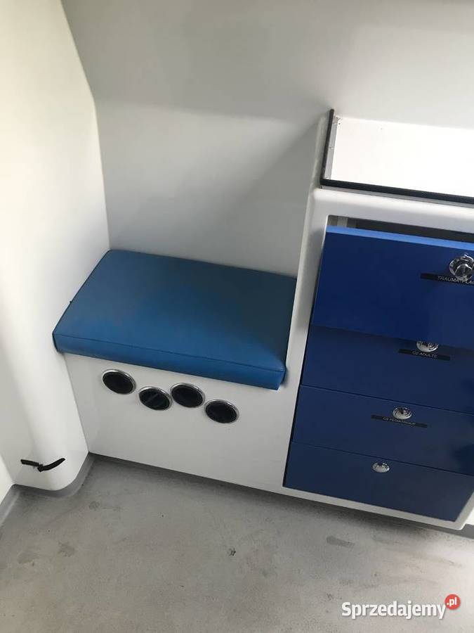 Nissan NV 400 Ambulans