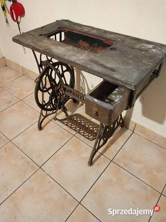 Stolik maszyny do szycia Singer Zawiercie